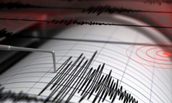 Dy tërmete të forta godasin Greqinë